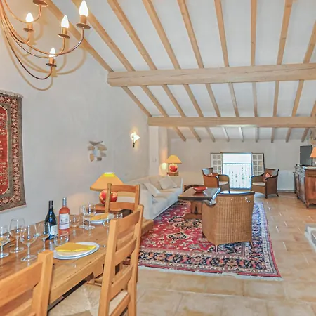 3 Bedroom Cozy In Holiday home *