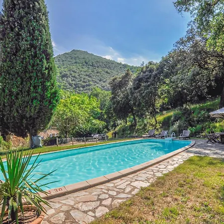 3 Bedroom Cozy In Taulis